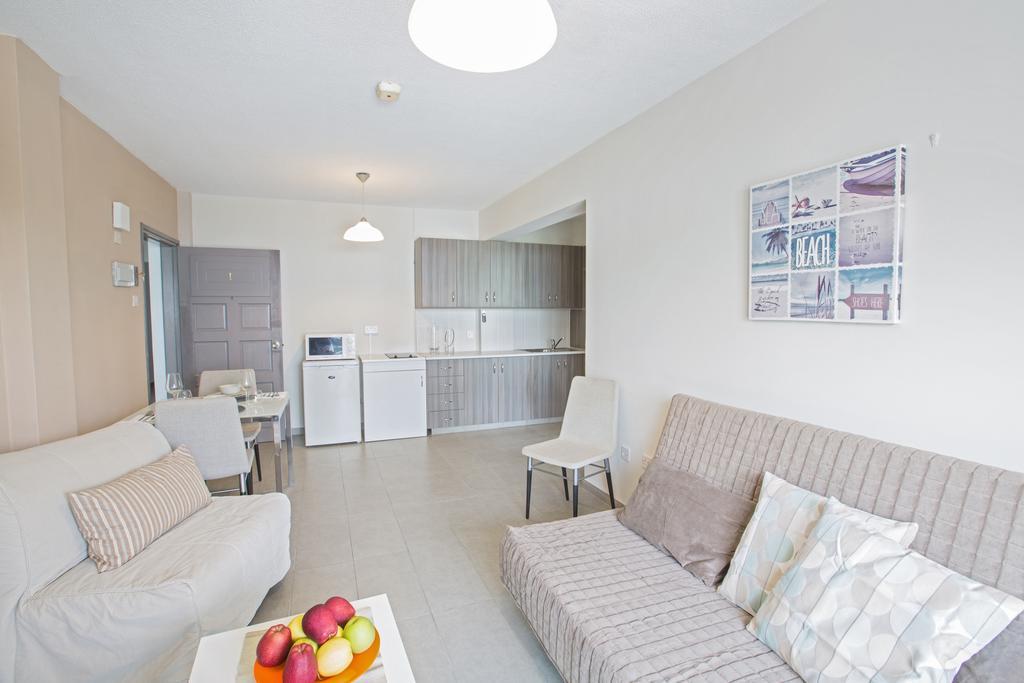 Merab Napa Suites Ayia Napa Exteriér fotografie